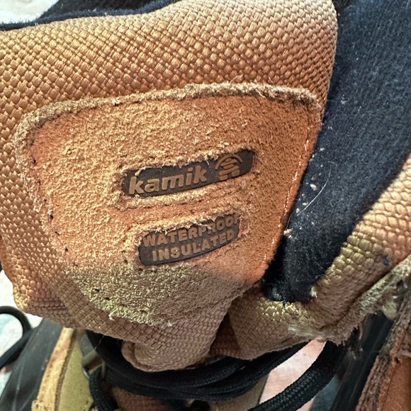 Kamik Men's 10 Fargo Brown and Balck Snow Boots. - Picture 7 of 9